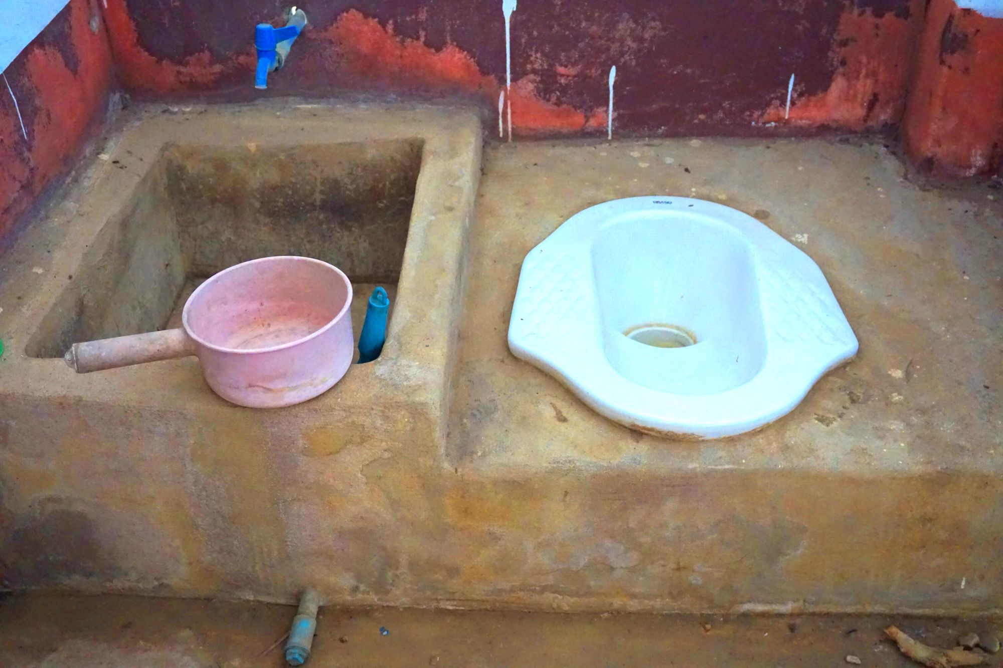 Kokosschalen-Sammlung in Ghana